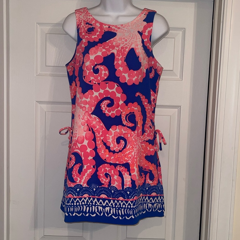 Lilly Pulitzer skort dress. Octopus print Split sides w/bow detail. GUC